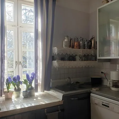 Rosindell Bed & Breakfast 3*