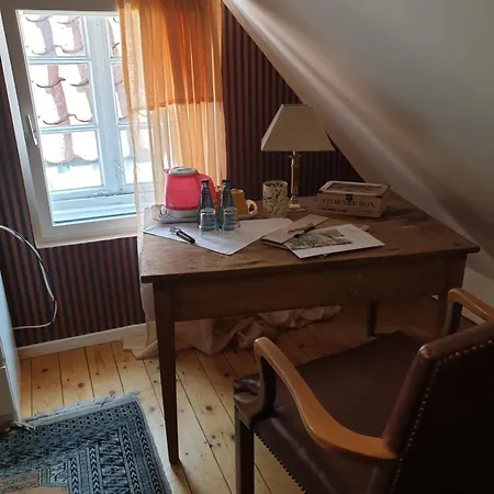 Rosindell Bed and Breakfast 3*