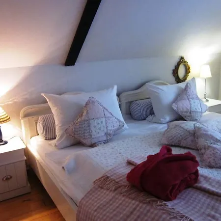 Rosindell 3*