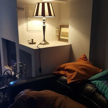 Rosindell Bed and Breakfast 3*