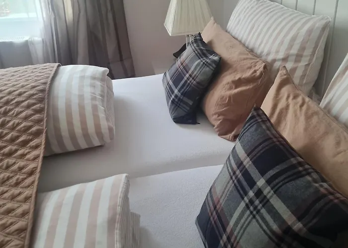 Rosindell 3* Lichtenau/Westfalen